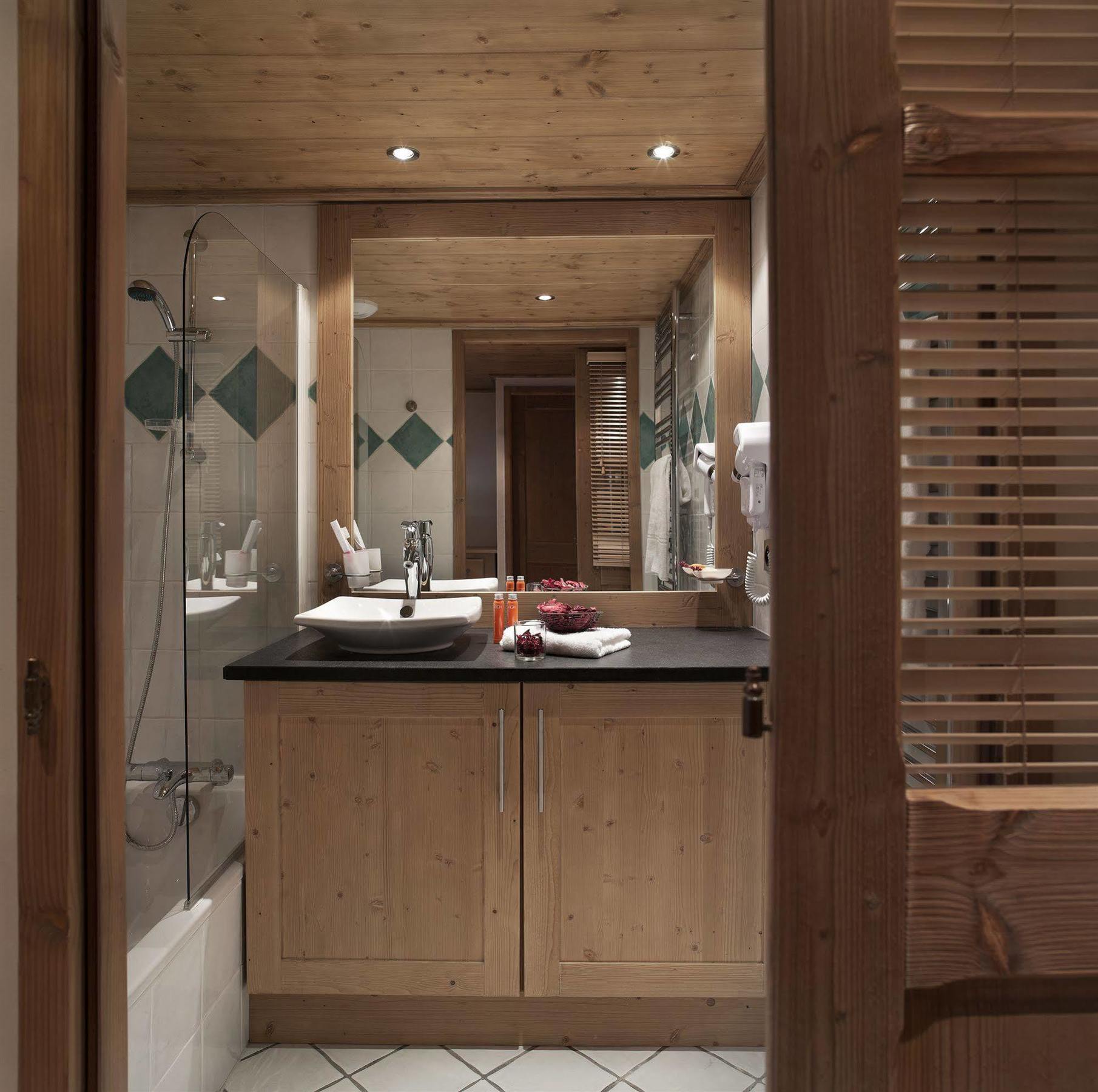 Cgh Residences & Spas Les Chalets De Jouvence Les Carroz d'Araches Bagian luar foto